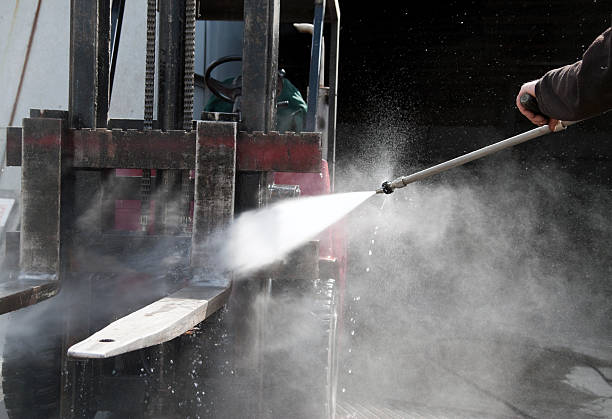 Best Building Exterior Pressure Washing in Riverside, IA